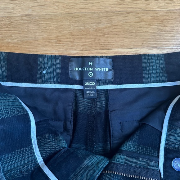 Men's Green & Black Plaid Pants - Picture 3 of 5